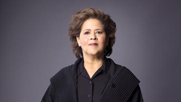 anna deavere smith head shot