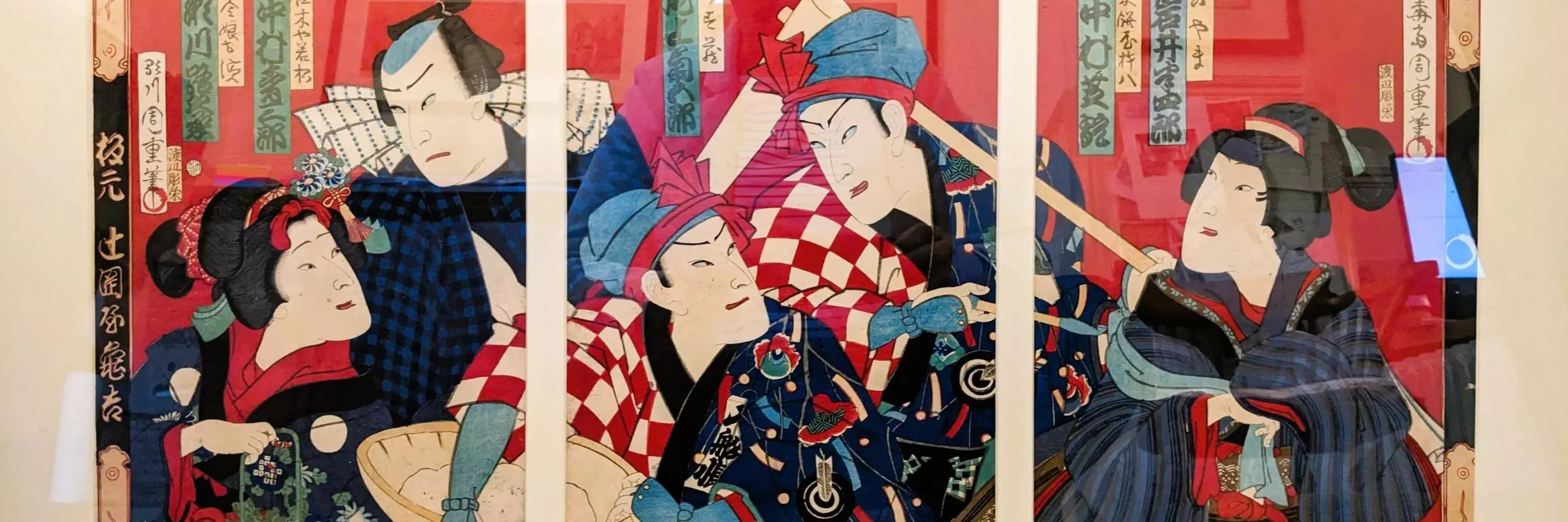 Triptych scene
